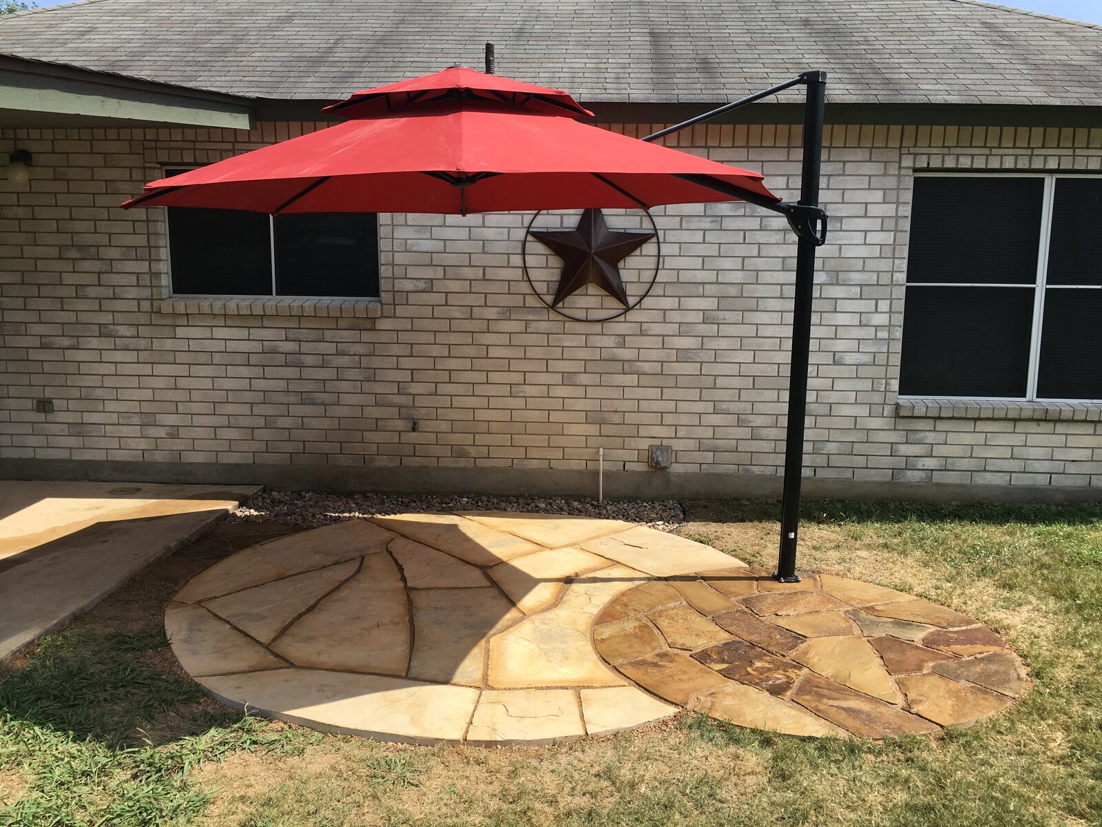 Native plantings and mulch