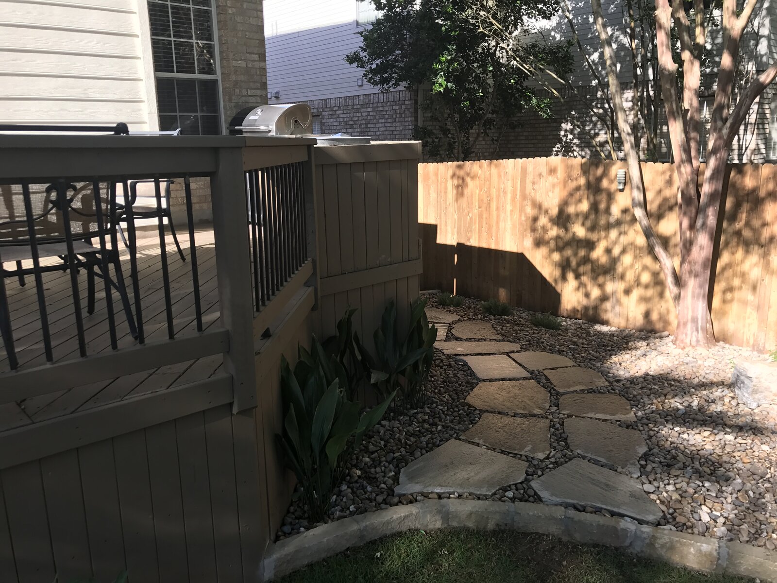 Xeriscape planting bed