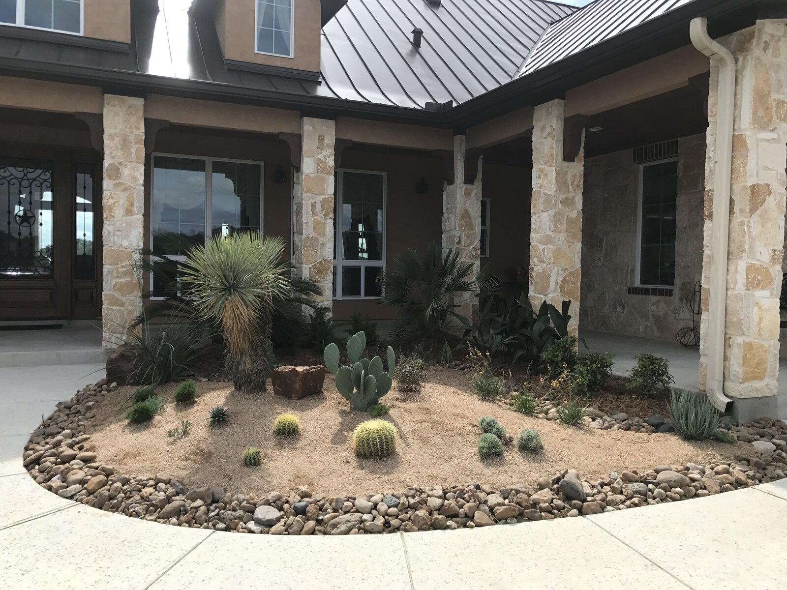 Xeriscape planting bed