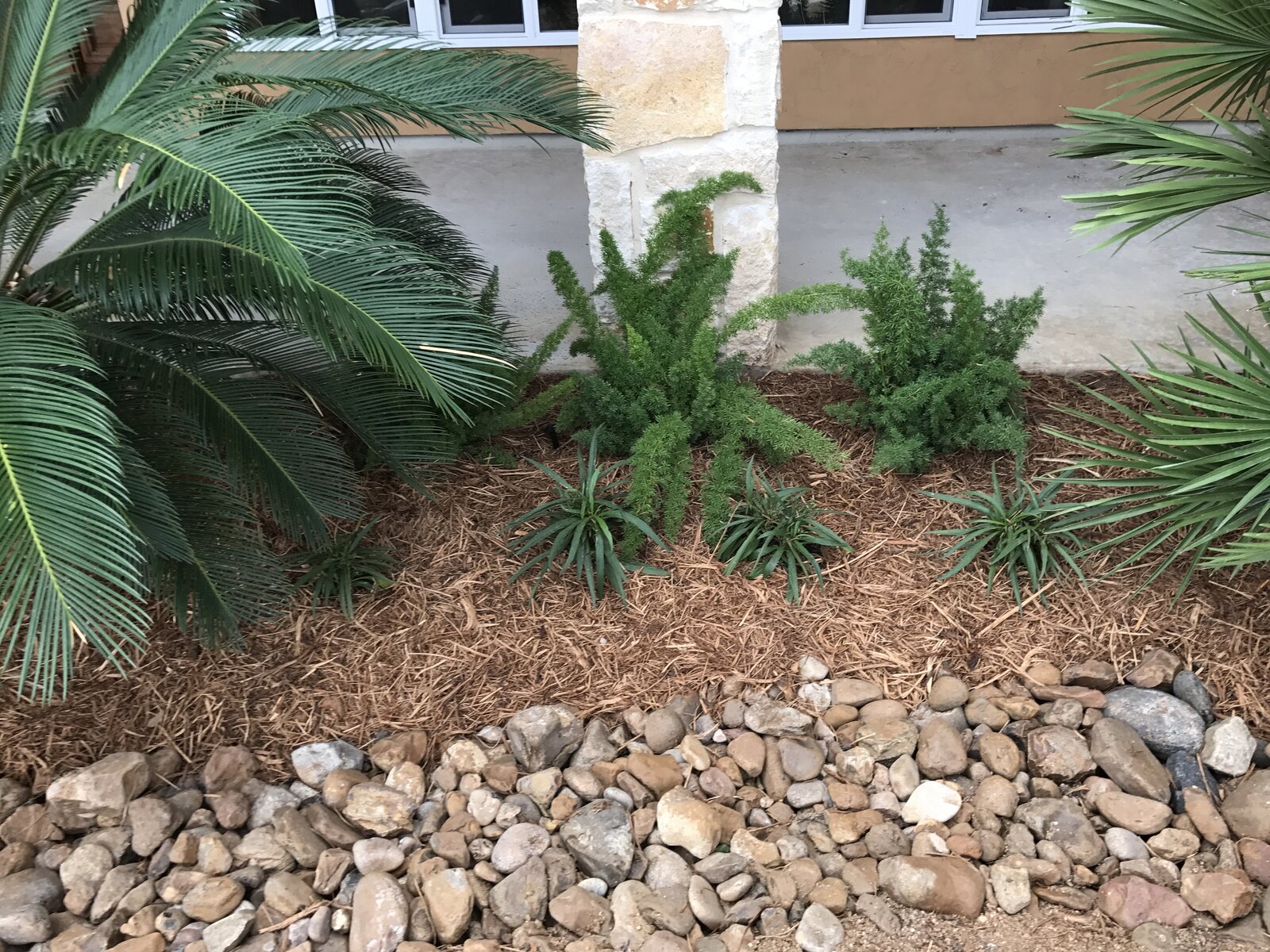 Backyard hardscape detail